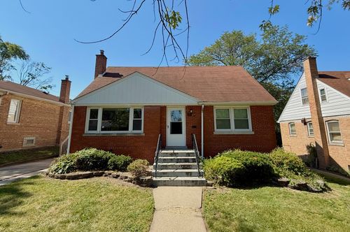 18062 Exchange Ave, Lansing, IL, 60438-2212 | Card Image