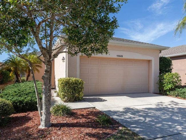 11649 Tempest Harbor Loop, House other with 3 bedrooms, 2 bathrooms and null parking in VENICE FL | Image 27