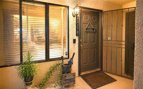 e-43170 Wall St, Hemet, CA, 92544-4522 | Card Image