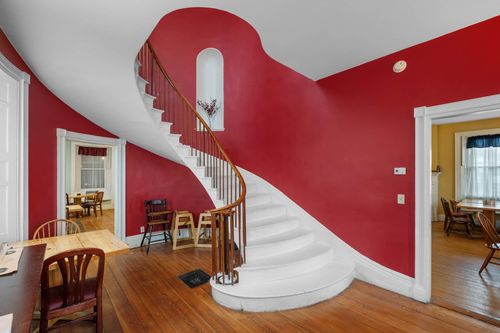 122 Main St, Charlestown, NH, 03603-4916 | Card Image