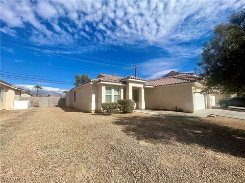 808 Pirates Cave Ct, North Las Vegas, NV, 89032-9076 | Card Image