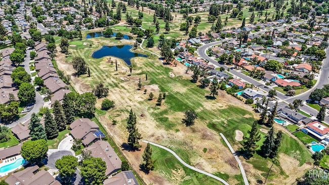 UNIT-9 - 2000 Ashe Rd, Condo with 3 bedrooms, 1 bathrooms and null parking in Bakersfield CA | Image 44