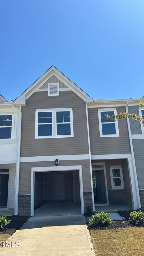 155 Copper Fox Ln, Smithfield, NC, 27577-3557 | Card Image