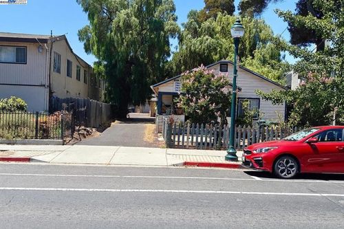 29061 Dixon St, Hayward, CA, 94544-5503 | Card Image