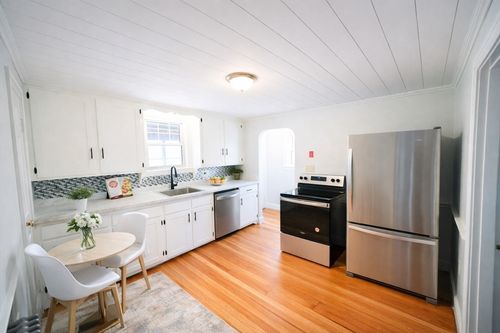 1-14 Paul Revere Rd, Arlington, MA, 02476-5937 | Card Image