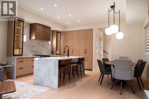 4-781 Martin Ave, Kelowna, BC, V1Y6V4 | Card Image