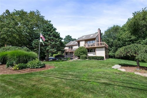 264 Boston Neck Rd, Narragansett, RI, 02882-3100 | Card Image