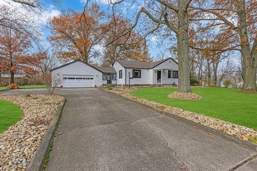 250 Neville Rd, Beaver, PA, 15009-9415 | Card Image