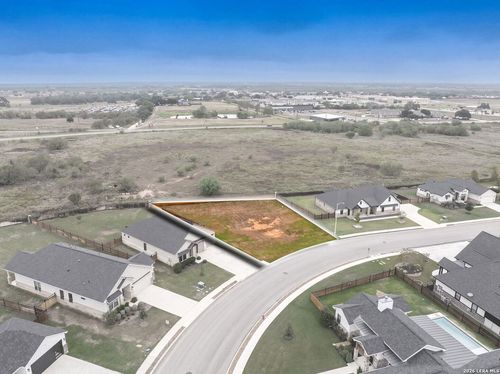 144 W Magnolia Cir, La Vernia, TX, 78121-0108 | Card Image