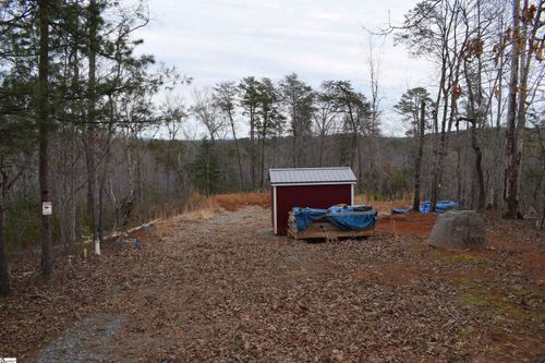 172 Winter Dr, Mill Spring, NC, 28756-7702 | Card Image