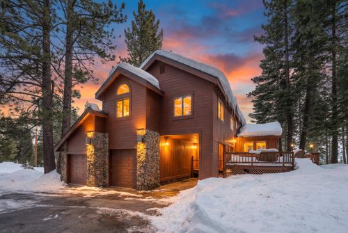 11909 Bavarian Way, Truckee, CA, 96161 | Card Image