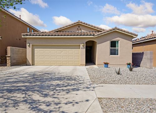 5322 Joshua Ln, Santa Fe, NM, 87507-4855 | Card Image