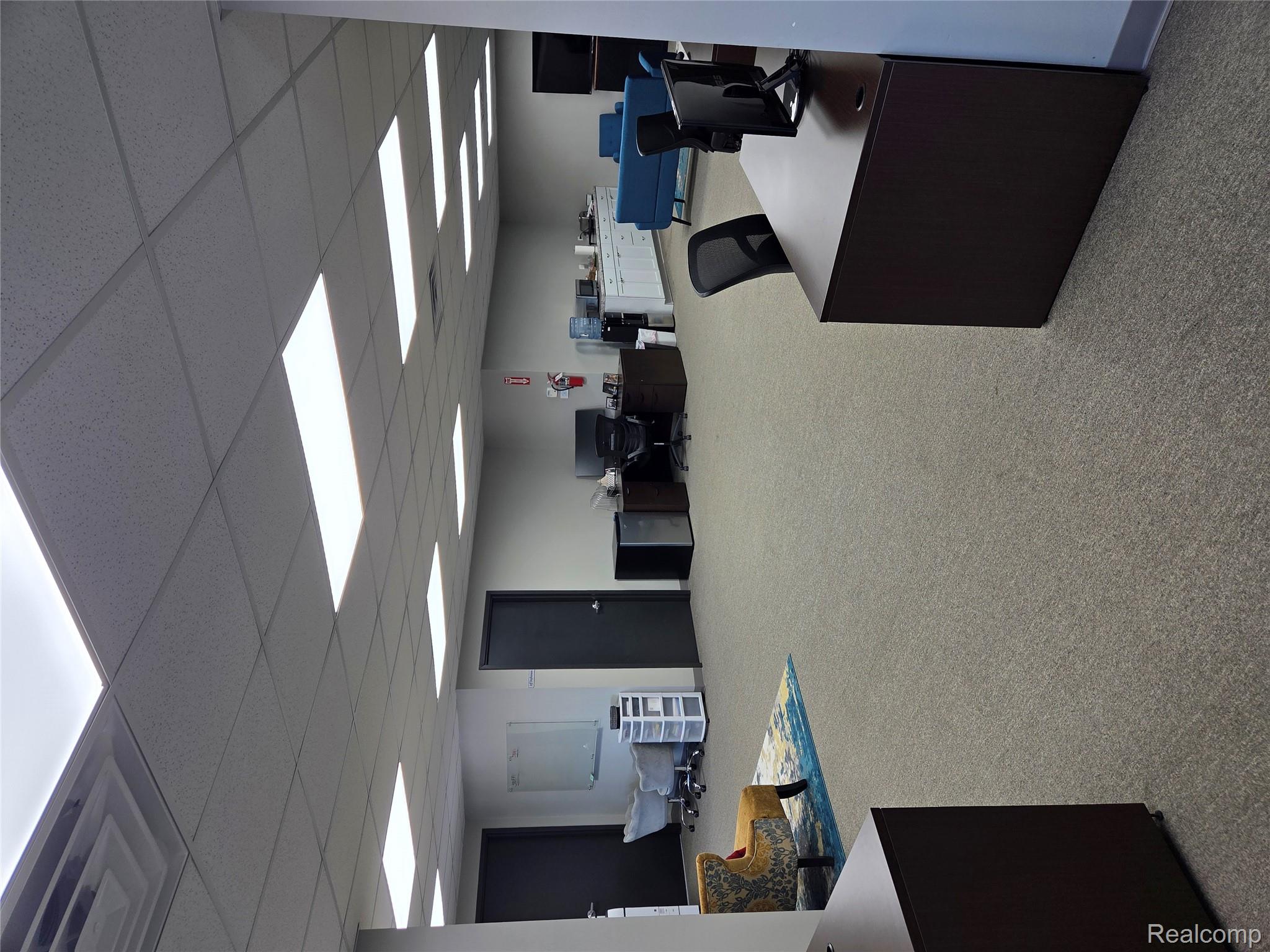 Commercial Lease in Fenton Charter Township 3