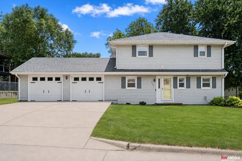 345 Swanson Dr, Syracuse, NE, 68446-9727 | Card Image