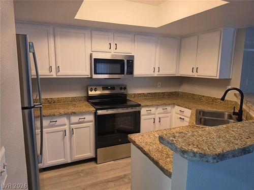 1173-8600 W Charleston Blvd, Las Vegas, NV, 89117-5407 | Card Image