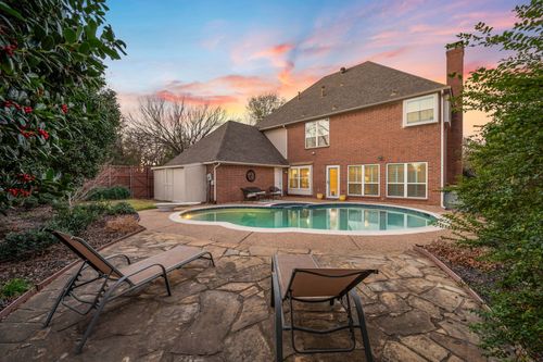 3100 Willow Creek Way, Bedford, TX, 76021-2962 | Card Image