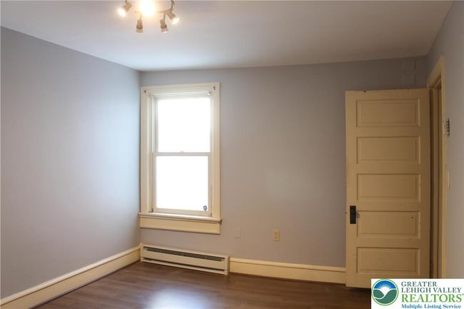 2 - 610 W Broad St, Condo with 1 bedrooms, 1 bathrooms and null parking in BETHLEHEM PA | Image 4