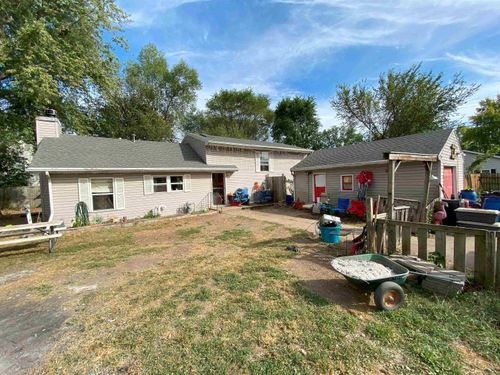 807 Wood Ave, Machesney Park, IL, 61115-3742 | Card Image