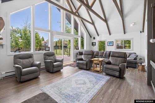 201 Broken Circle Dr, Evanston, WY, 82930-4739 | Card Image