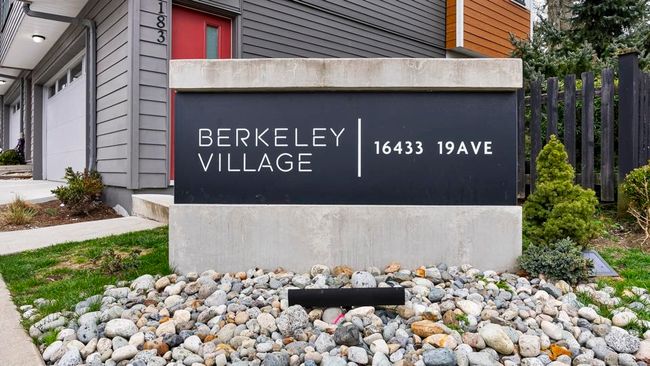 View of community / neighborhood sign | Image 14