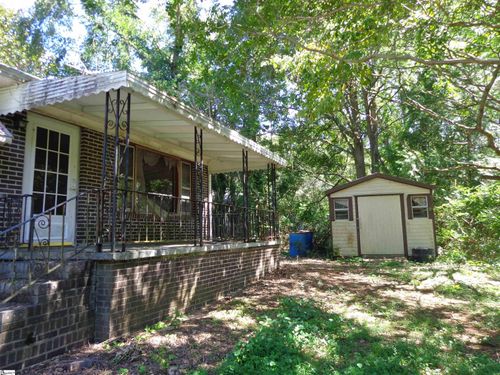 125 Glenn St, Marietta, SC, 29661-9580 | Card Image