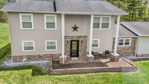 731 Colonial Manor Dr, Jumping Branch, WV, 25969-6003 | Card Image
