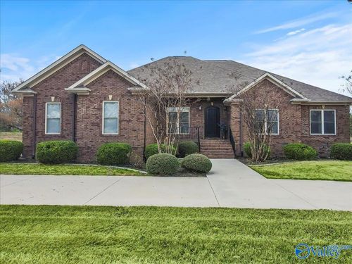 495 5th St E, Grant, AL, 35747-5108 | Card Image