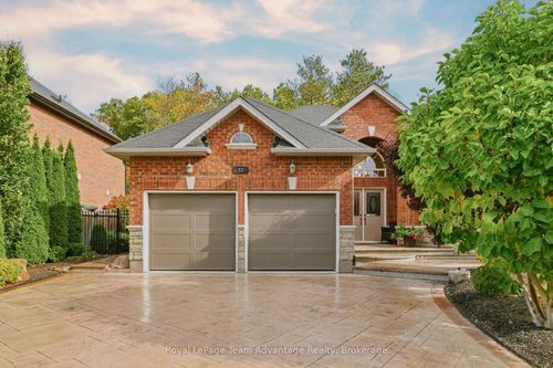 17 Borland Cres, Caledon, ON, L7C3M4 | Card Image