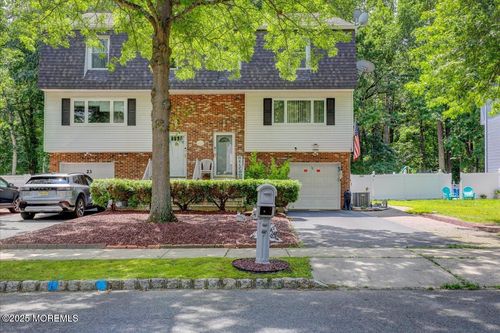 21 Lone Star Ln, Manalapan, NJ, 07726-3877 | Card Image