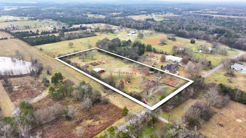 6421 Woodfin Rd, Christiana, TN, 37037-5401 | Card Image