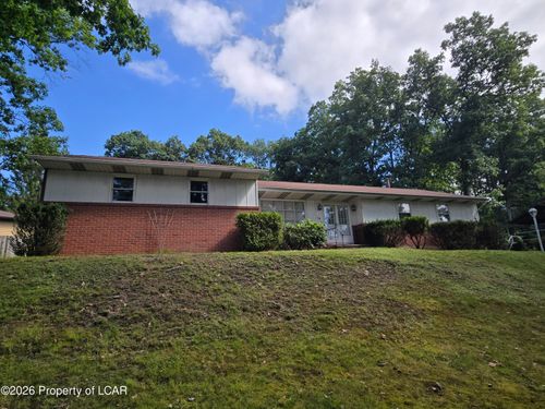 13 Mystic Dr, Mountain Top, PA, 18707-2223 | Card Image