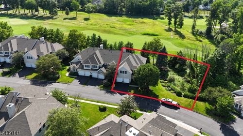 24 Benedict Cres, Basking Ridge, NJ, 07920-4916 | Card Image