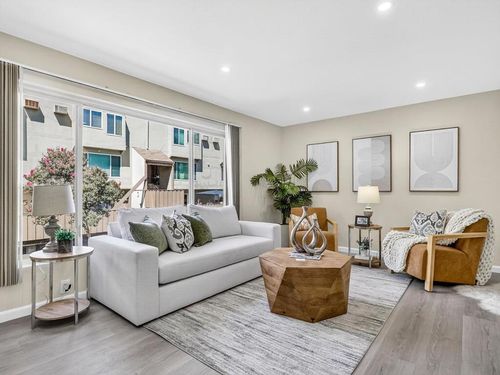 6-380 Auburn Way, San Jose, CA, 95129-1631 | Card Image