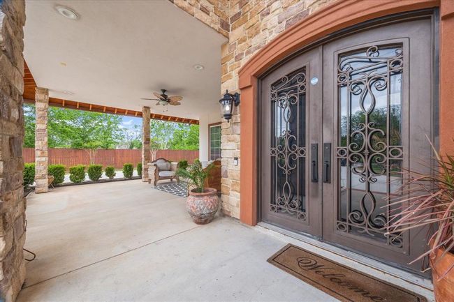 8917 Hawk Rd, House other with 5 bedrooms, 5 bathrooms and 2 parking in Pearland TX | Image 5
