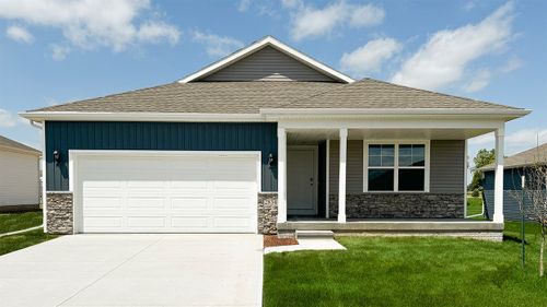 608 Maddie Ln, Tiffin, IA, 52340-9415 | Card Image