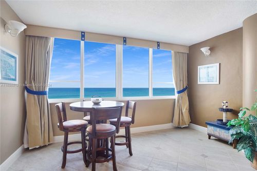apt-714-5005 Collins Ave, Miami Beach, FL, 33140-2745 | Card Image