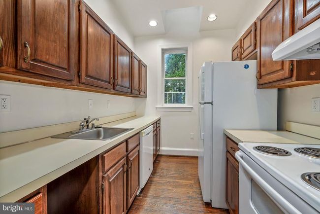 APT-7 - 3333 N St Nw, Condo with 2 bedrooms, 3 bathrooms and null parking in WASHINGTON DC | Image 9