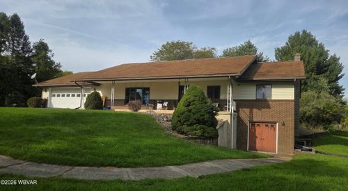 2206 Mahaffey Ln, Williamsport, PA, 17701-1226 | Card Image