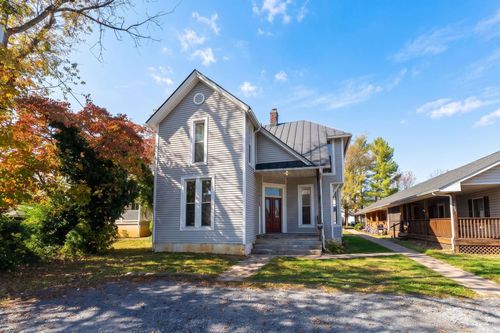 409 S Linden Ave, WAYNESBORO, VA, 22980 | Card Image