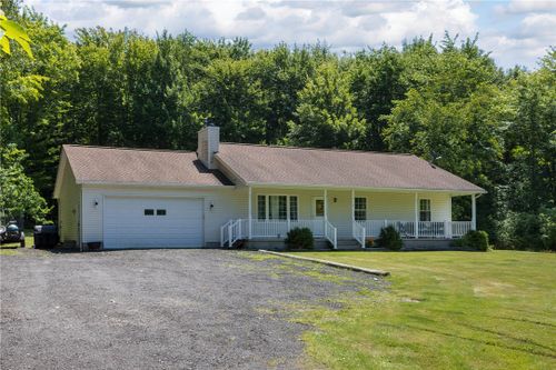 20786 S Center Rd, Conneautville, PA, 16406-5936 | Card Image