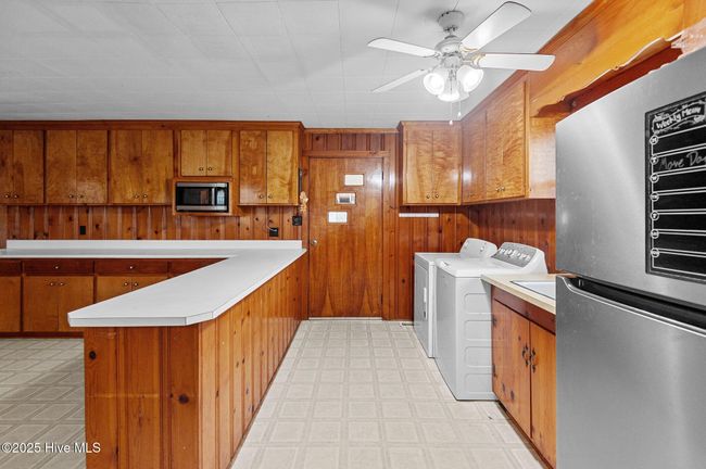 327 Nc Highway 305, House other with 3 bedrooms, 2 bathrooms and null parking in Windsor NC | Image 14