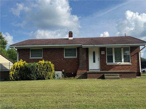 11758 Cadiz Rd, Cambridge, OH, 43725-9270 | Card Image