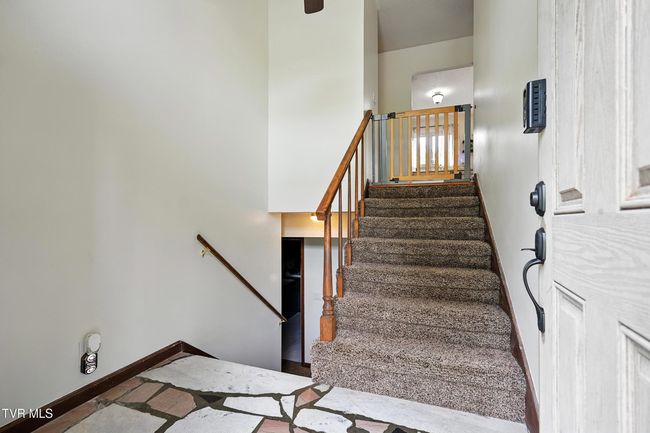 1704 Wildcat Rd, House other with 4 bedrooms, 3 bathrooms and null parking in Big Stone Gap VA | Image 16