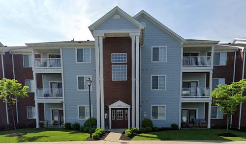 304-12202 Redspire Dr, Louisville, KY, 40299-6175 | Card Image