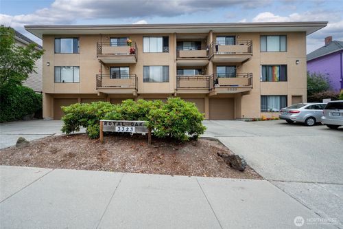 apt-1-12-3323 Oakes Ave, Everett, WA, 98201-4466 | Card Image