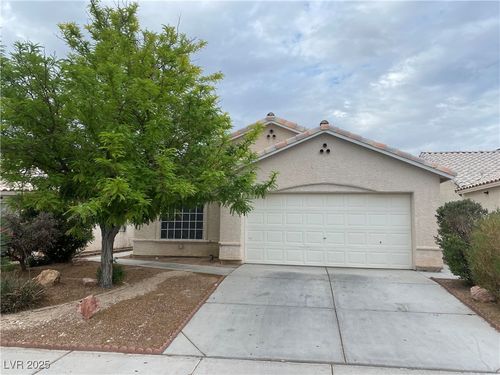4607 Chestnut Blaze Dr, North Las Vegas, NV, 89032-2426 | Card Image