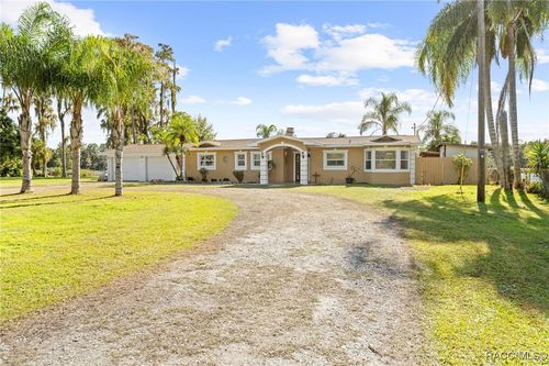 20228 County Line Rd, Lutz, FL, 33558-5074 | Card Image