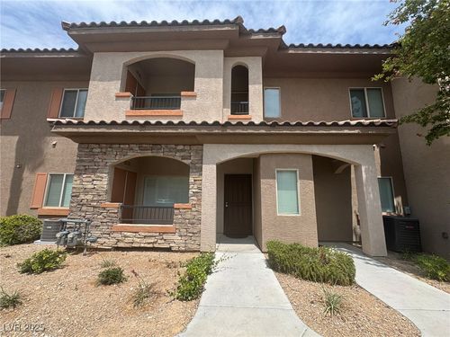 127-7701 W Robindale Rd, Las Vegas, NV, 89113-4042 | Card Image