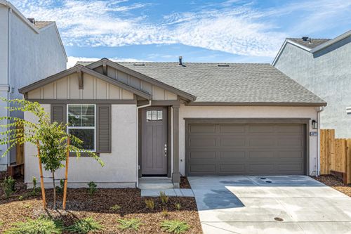4077 Porton Ln, Carmichael, CA, 95608-2253 | Card Image