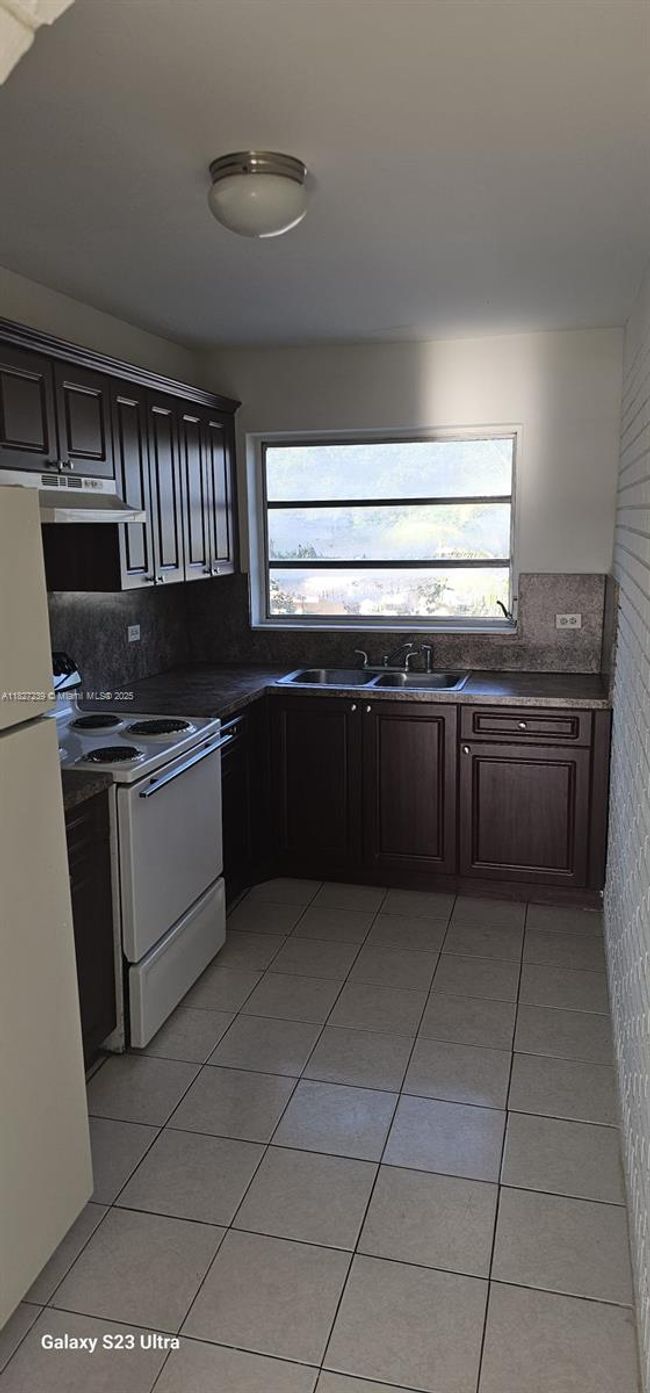 APT-202 - 6012 Sw 33 Rd St, Condo with 1 bedrooms, 1 bathrooms and null parking in Miramar FL | Image 6